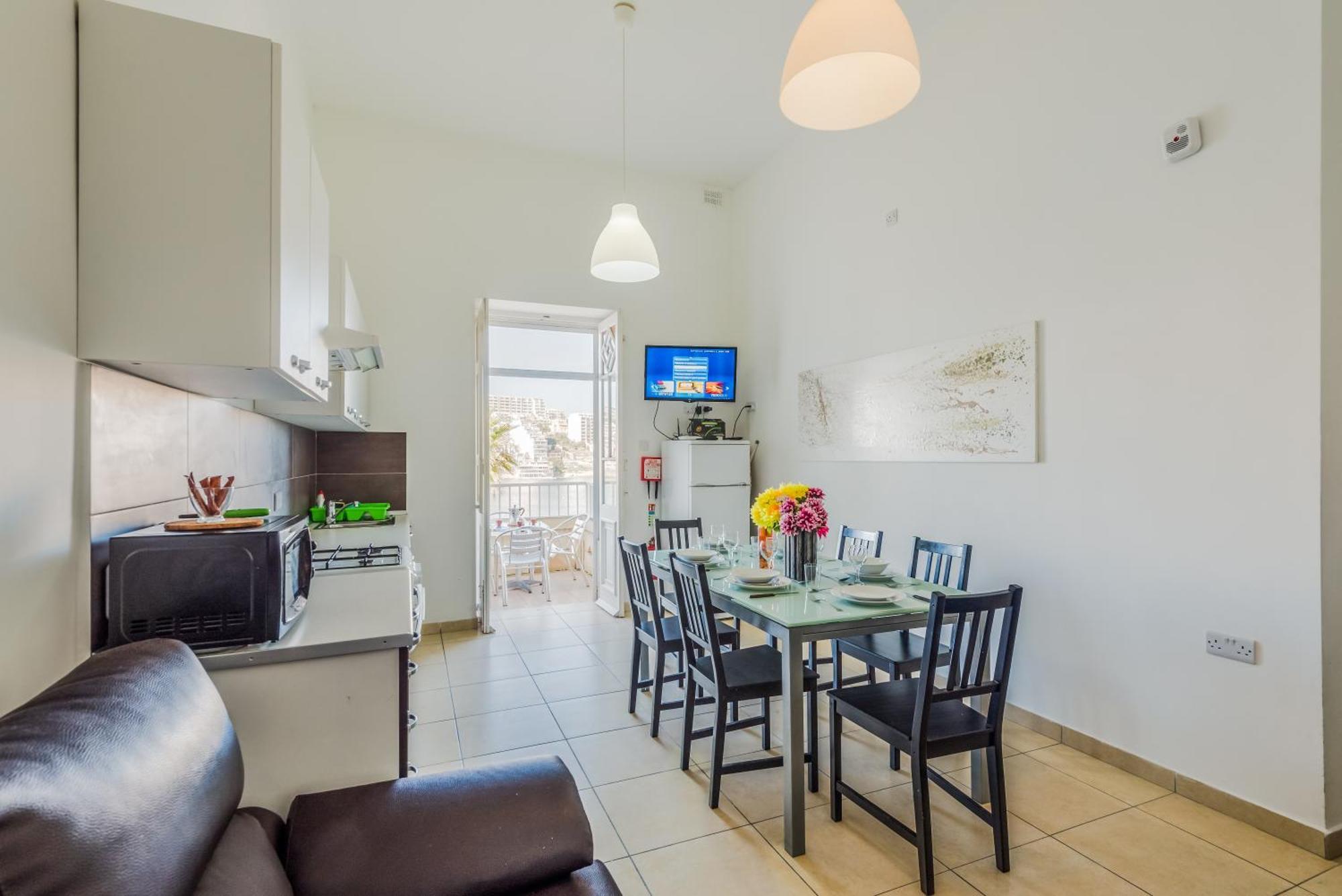 Blue Harbour 2 Bedroom Seafront Apartments With Stunning Seaviews - By Getawaysmalta St. Paul's Bay Exterior foto